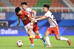 开云体育入口-伯里主场遭遇不敌，降级形势日益明朗