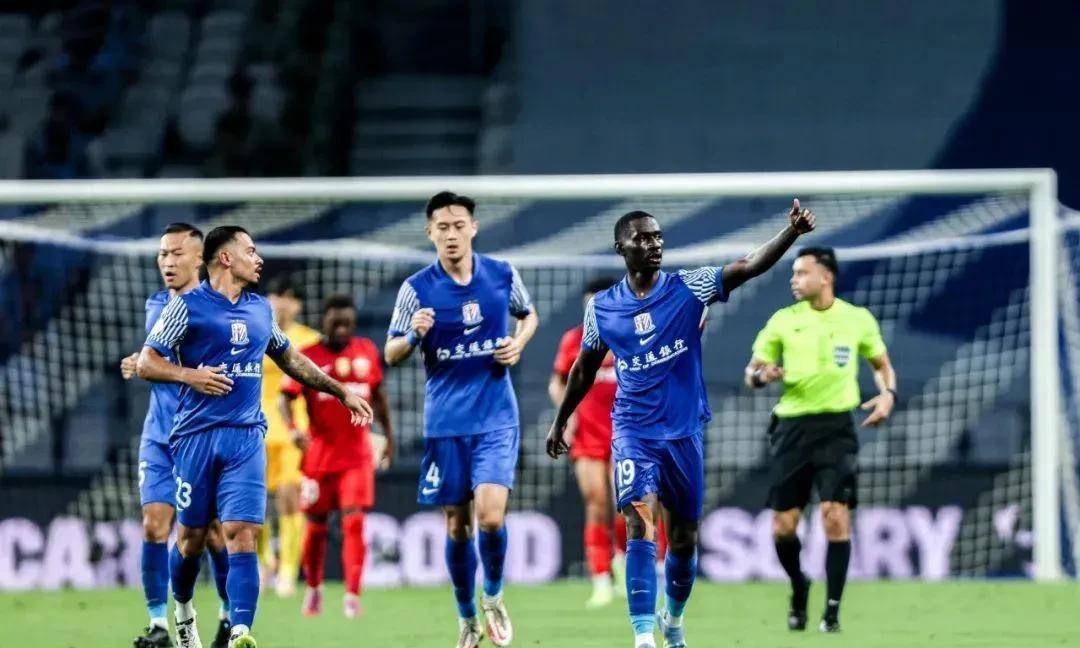 上海申花主场失分，球队状态不佳