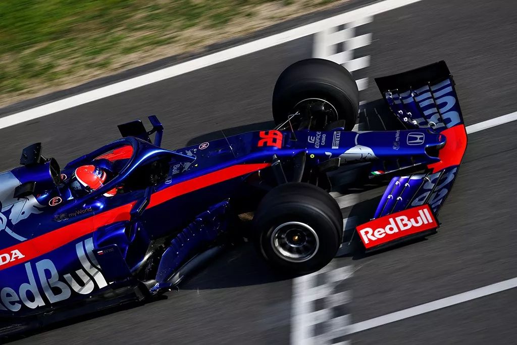 红牛二队绝杀法拉利，阿隆索惊艳四座的简单介绍